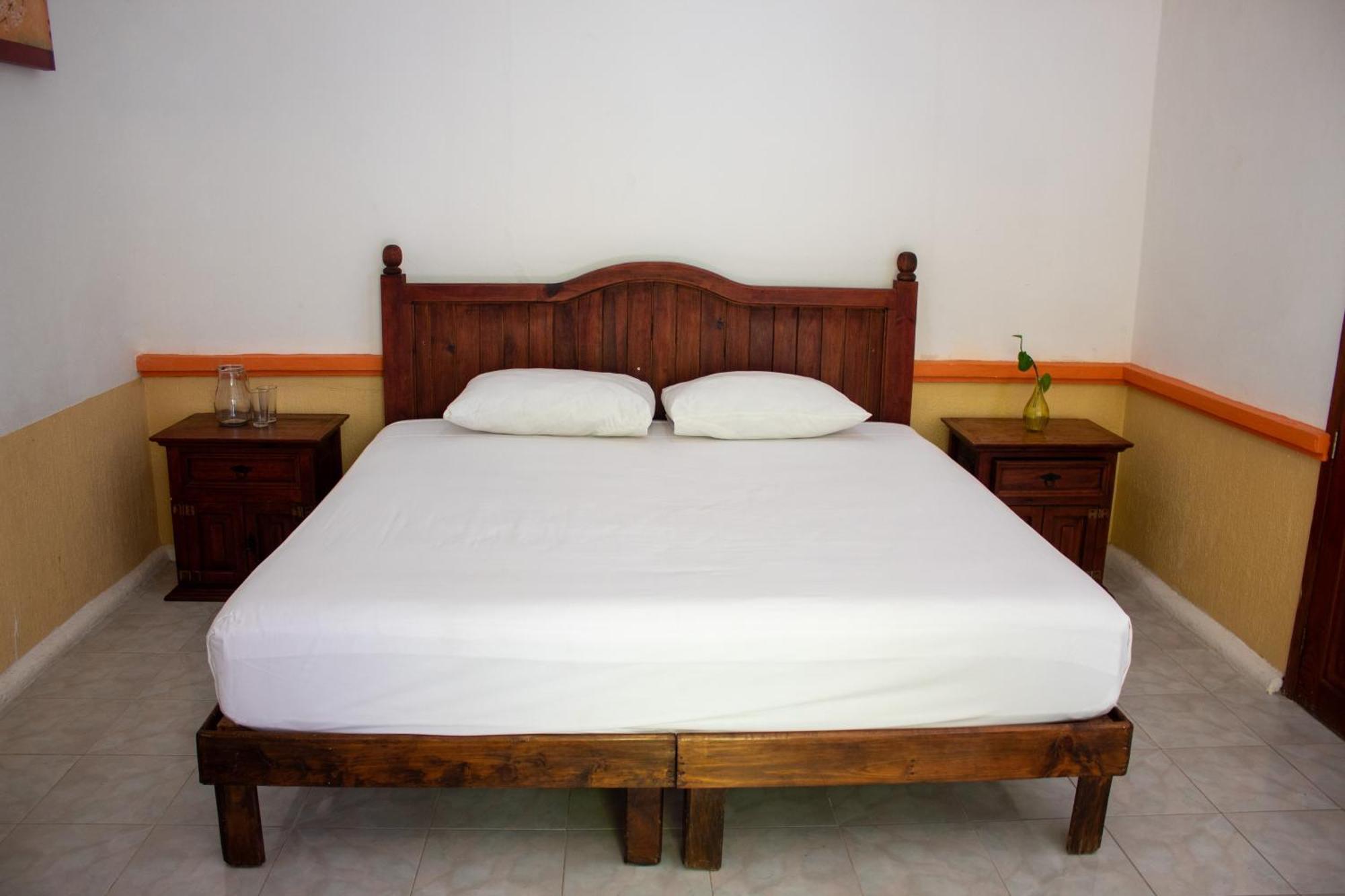 Hotel Vista Caribe 5Ta Av A 5 Pasos De La Playa Playa del Carmen Bagian luar foto