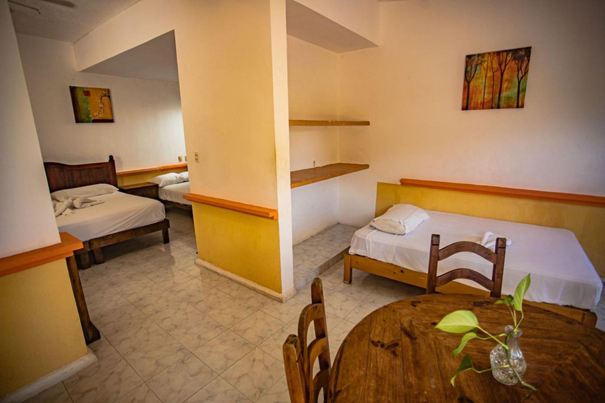 Hotel Vista Caribe 5Ta Av A 5 Pasos De La Playa Playa del Carmen Bagian luar foto